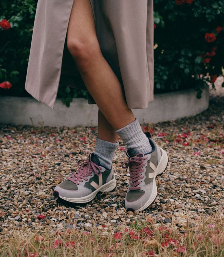 Veja Venturi-Wildleder, Kaki-Zobel-Oxford-Grau P068V8183